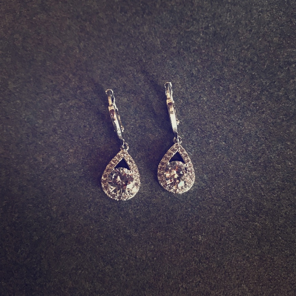 White gold Filled CZ water drop Earrings